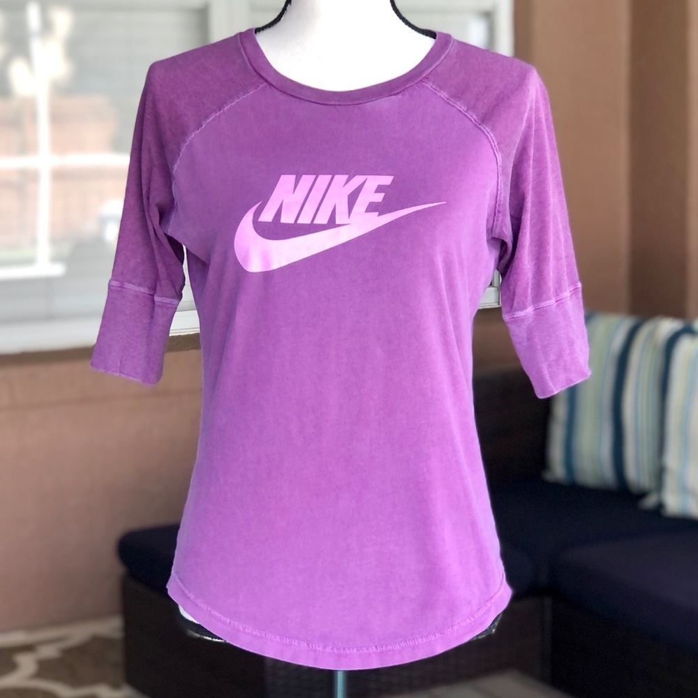 Nike athletic purple 3/4 sleeve T-shirt